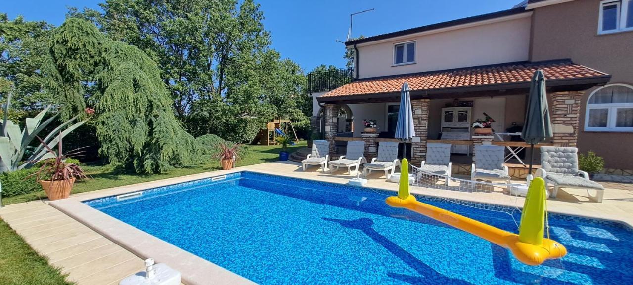 Villa Agava Умаг Екстериор снимка