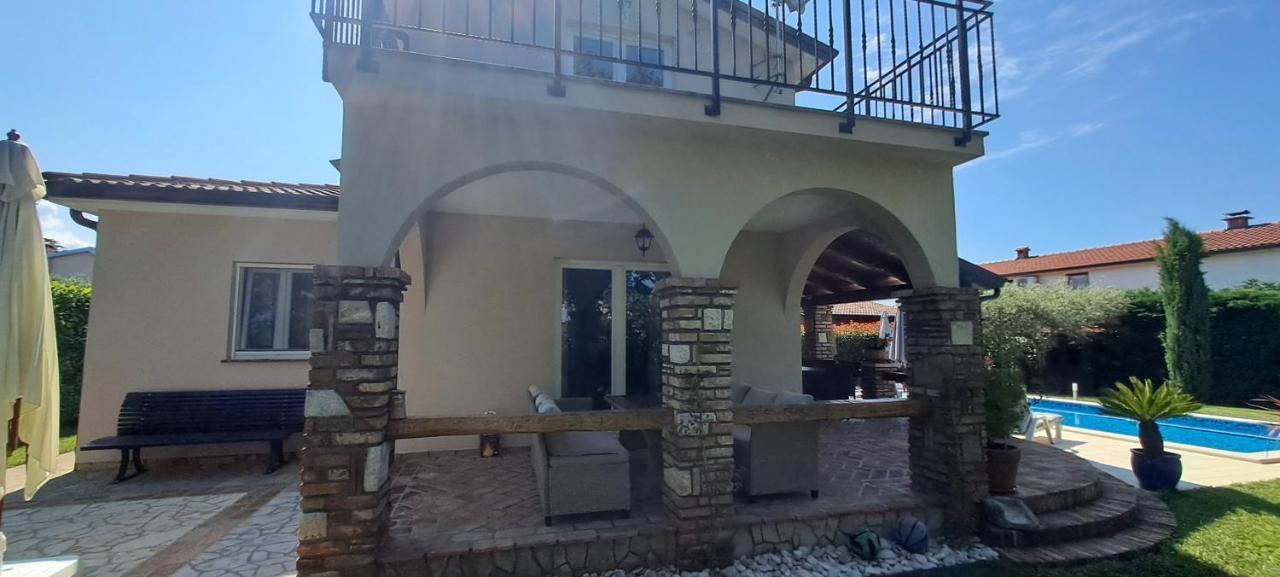 Villa Agava Умаг Екстериор снимка